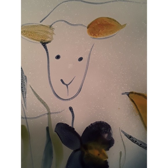 Primitive Art Glass,Wall Hanging, Sheep and Flowers , signed - Picture 3 of 5